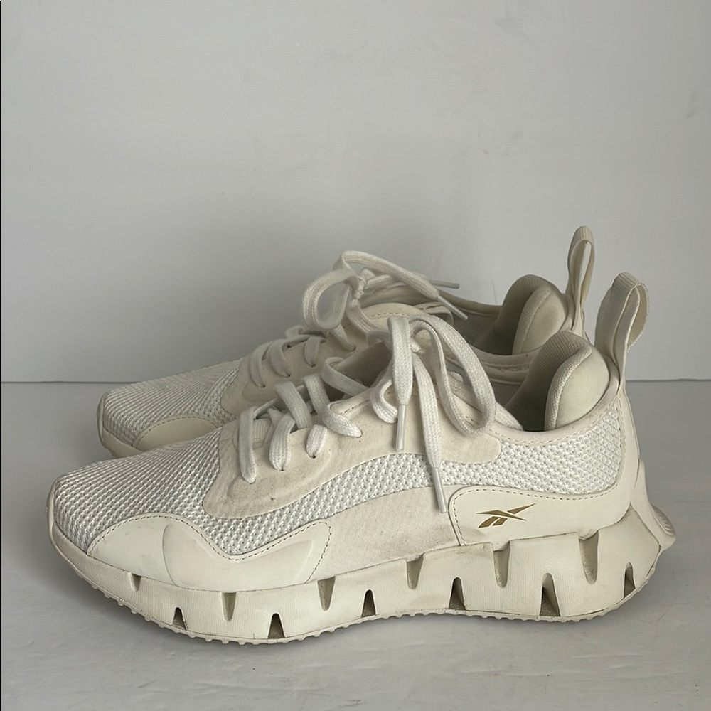 Reebok Zig Dynamica Women’s Athletic Shoes Off-White 9